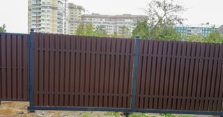 Купить распашные ворота из штакетника Гудермес, цена от 2805 руб.