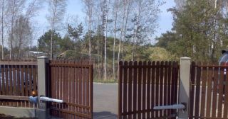 Купить распашные ворота из штакетника Гудермес, цена от 2805 руб.